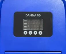 danna 30 top view